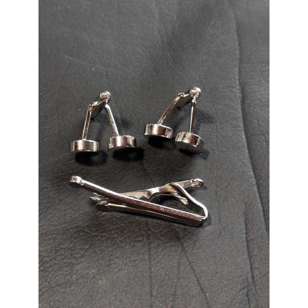 Swank Silver Tone Cufflinks and Tie Clip Set Stylish Round Design Vintage 70s